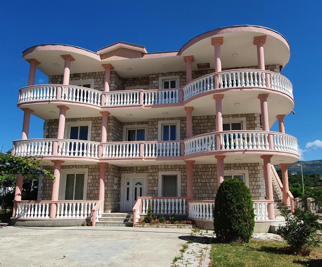 Kurt Apartaments Ulcinj Extérieur photo